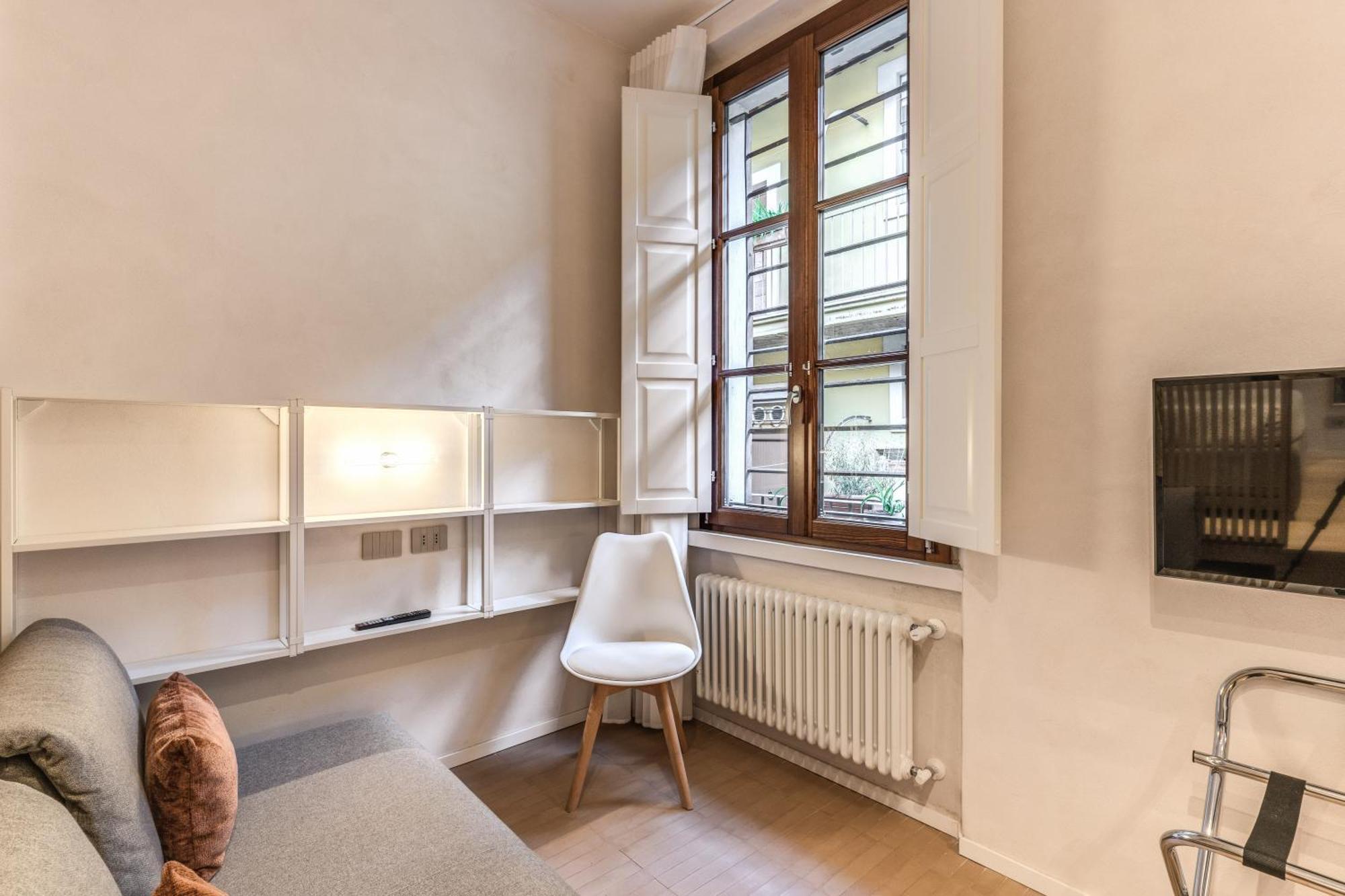 Domus Piazza Farnese Apartment